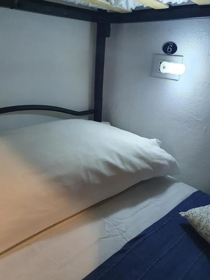 Ostello B&B Sole e Mare Marina Di Carrara Italia